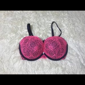 New Victoria’s Secret Very Sexy Push-up 32DD